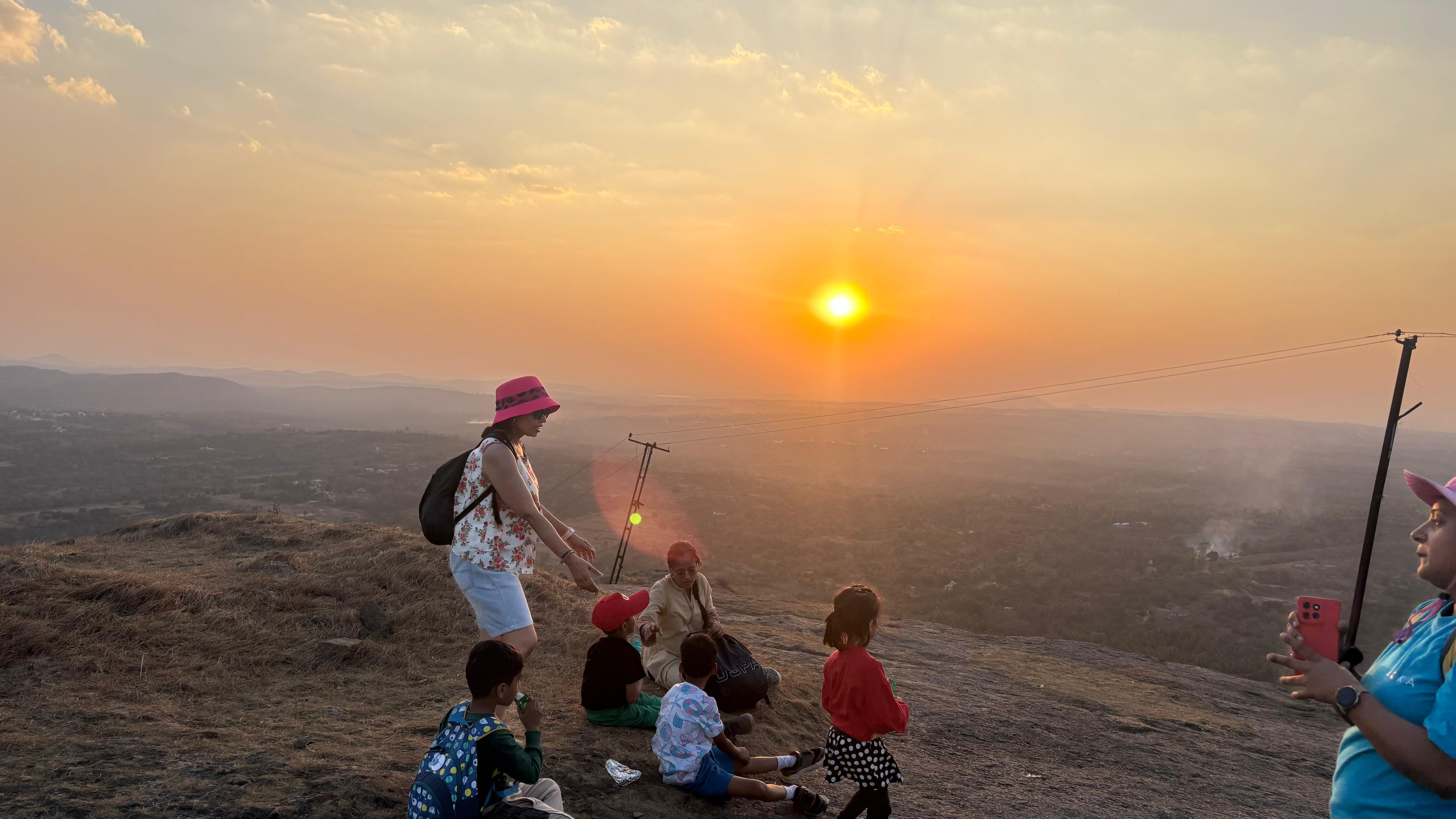 Sunset hike to NG.Betta